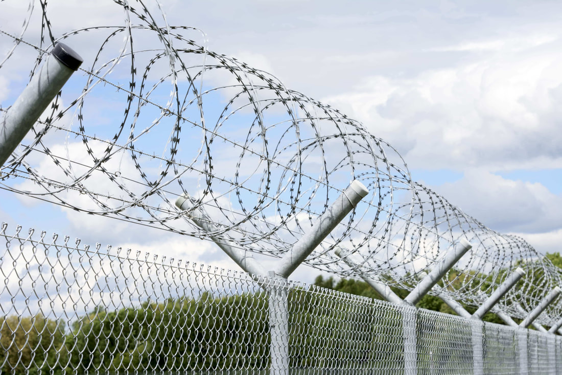 honolulu barbed wire fence contractor