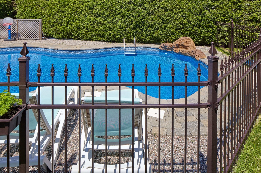 honolulu ornamental pool fence